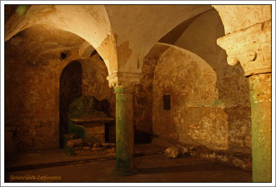 Crypte (ddie  Saint-Biagio, IV s) de l'glise de Santa Lucia / Cripta della chiesa di Santa Lucia