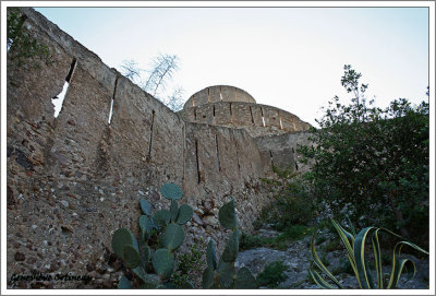 Château et mur d'enceinte de Sant'Alessio