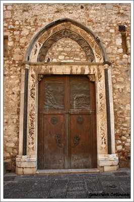 Porte latérale, Duomo San Nicola di Bari