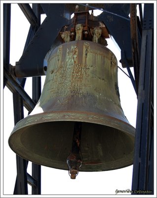 Cloche de bronze du Sacrario