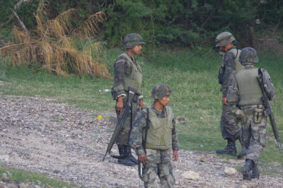 Mexicna Soldiers_4845.JPG