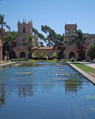 Reflection pool