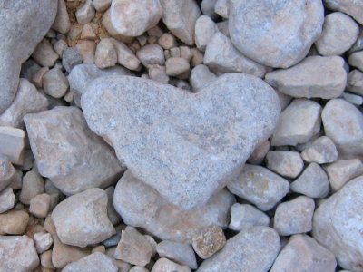 Heart rock - mine broke...looking for a new one