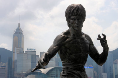 Bruce Lee Statue at the Avenue of Stars
