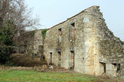 ORADOUR_007+.jpg