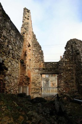 ORADOUR_010+.jpg