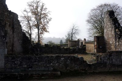ORADOUR_018+.jpg