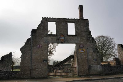 ORADOUR_024+.jpg