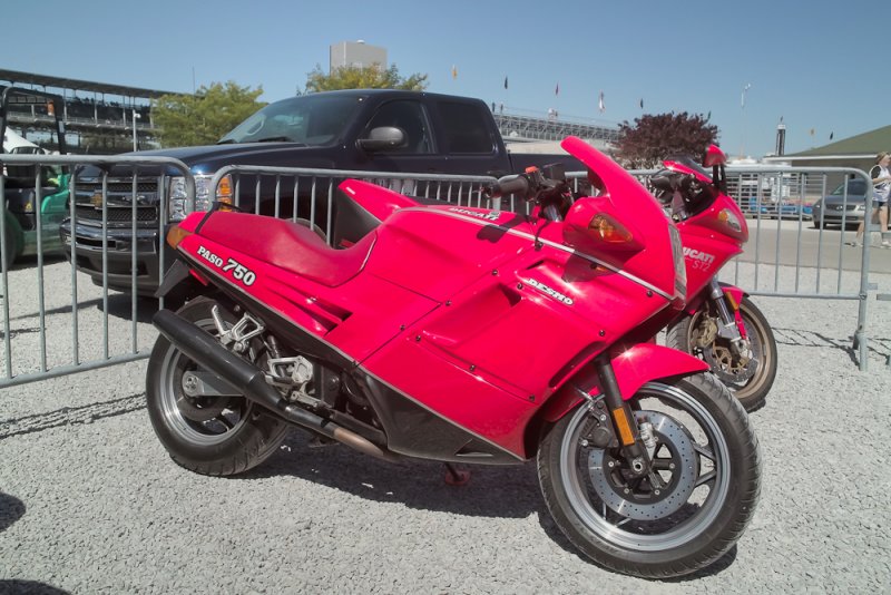 SDIM0112_3_4 - Ducati 750 Paso