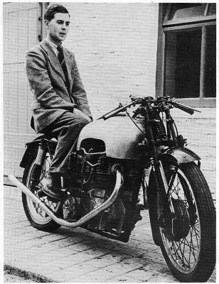 Hedley Cox at the 1951 Manx GP with his Covel Special