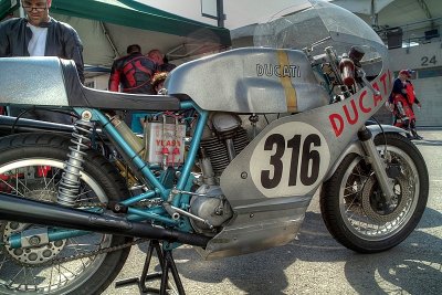 SDIM5007_8_9 - Ducati Imola replica