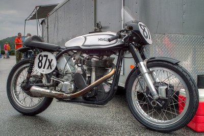 SDIM6022_3_4 - Manx Norton