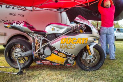 SDIM1307_8_9 - Ducati racebike