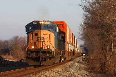 CSX 4768 Q121 Vincennes IN 01 Mar 2009