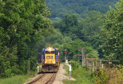 Pulling the grade east of Loogootee