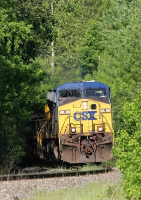 An EVWR crew brings what will become CSX V237 down the hill west of Evansville