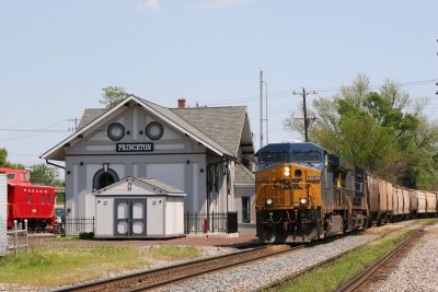 NB grain train at the Princeton depot