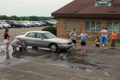 FCC Car Wash 2010 IMG 005.JPG