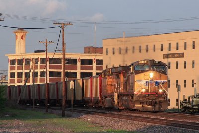 UP 5807 at Sterling.JPG