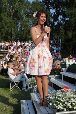 Katrine Moholt - Allsang på Grensen