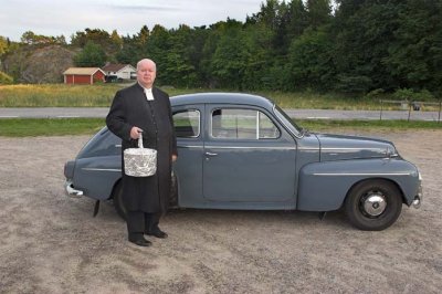 Ingemar Carlsson Tjärnö and his Volvo PV