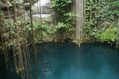 YucatanBlueHole.jpg