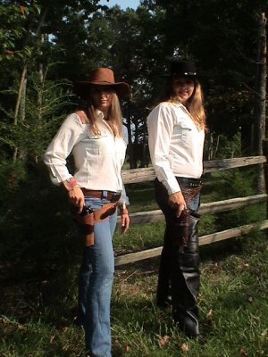 Cowboy Action Julie and Zowie