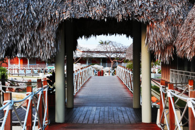 Thatched Caribbean Gateway