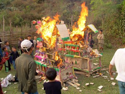 Yao Mun ceremony for the spirits of the departed