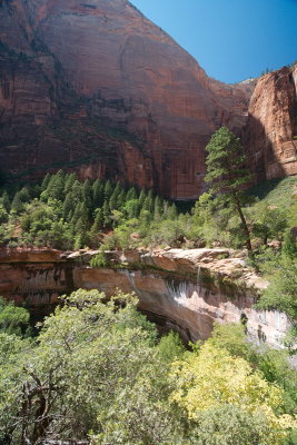 Falls above Lower Emerald Pool