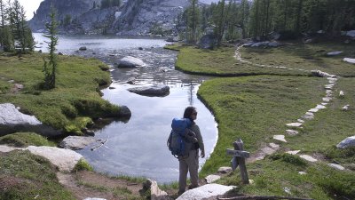 Touring the lakes below Prusik Pass