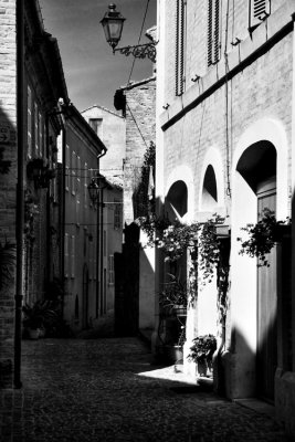 4357-bw.jpg