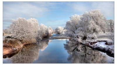 River Usk hoar frost off Pant-y-Goytre bridge.