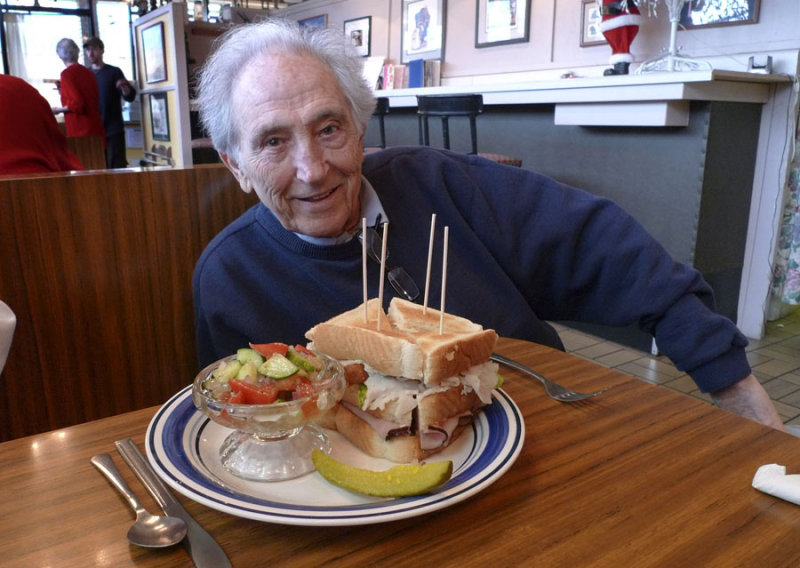 P1020199 Petes Unique Mile High Sandwich
