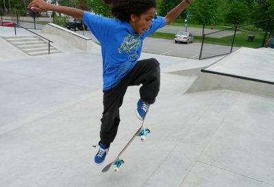 CP1040294 Skateboarder