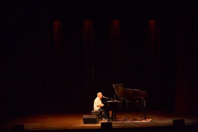 Randy Newman