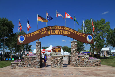 2010 EAA Air Venture Fly-In Oshkosh Wisc