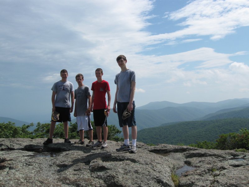 AT 50 Miler 068 Up 4000 ft on Spy Rock.jpg