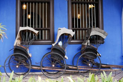 The Cheong Fatt Tze Mansion (Rickshaws)