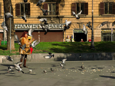 Feeding the pigeons in style<br />7051