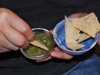 Tomatillo salsa: taste test2459