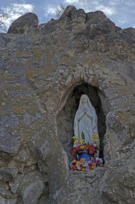 grotto hill1.jpg