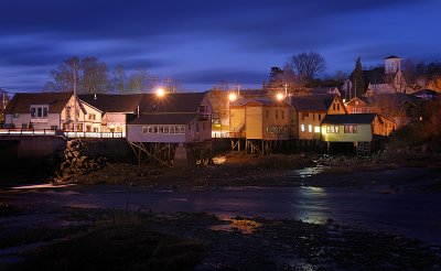 Saturday night in Bear River