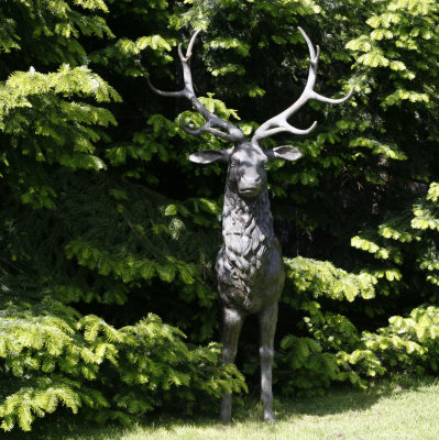 9402_Thenford_deer_statue.jpg