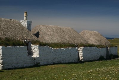 Tiree traditional cottage.JPG