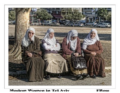 Moslem Women in Tel Aviv.jpg