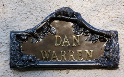 Sign Dan Warren.