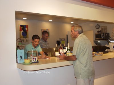 P8139603 PSAM Jim Lopez  Jesse Gottlieb Bob Bogard in the Muse Cafe.jpg