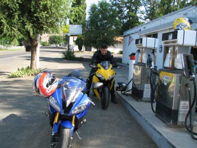 Gassing up in Spray