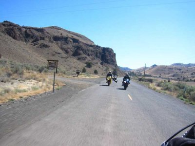 Running Hwy 218 to Shaniko
